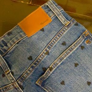 Madewell Classic Straight Jean size 28 WITH ♥️
